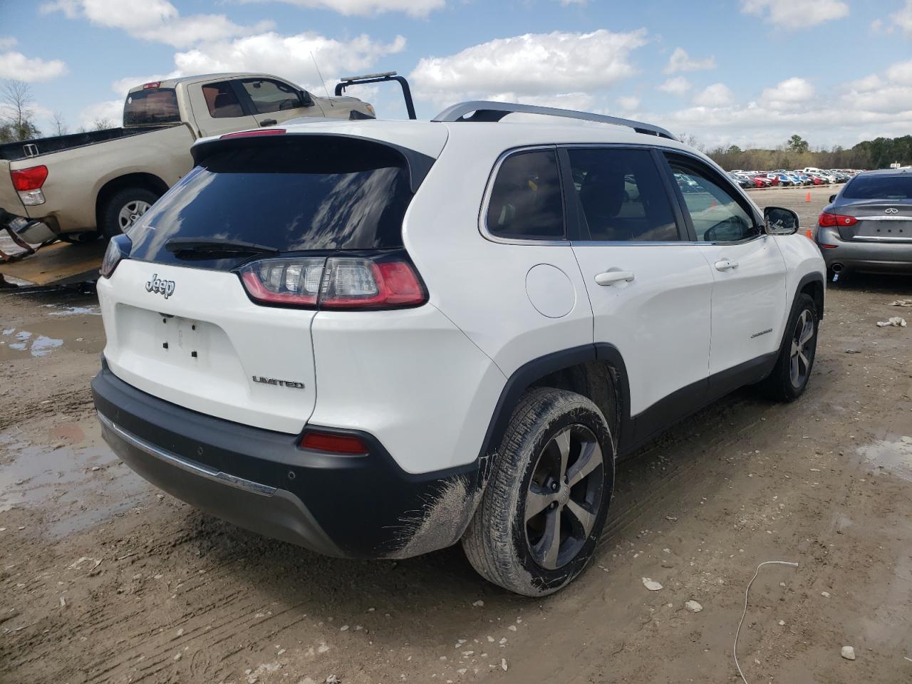 Photo 4 from auction – 2019 JEEP CHEROKEE L with VIN 1C4PJLDB6KD183795