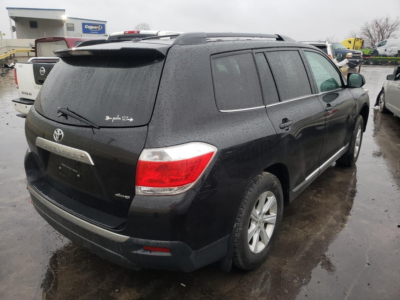 Photo 4 from auction – 2011 TOYOTA HIGHLANDER with VIN 5TDBK3EH8BS087214