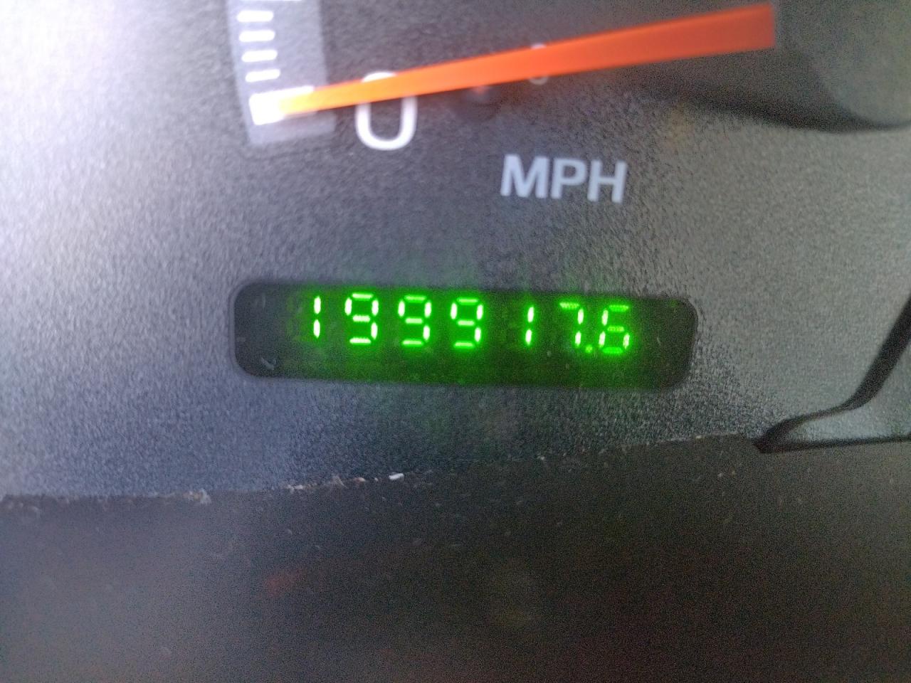 Photo 8 from auction – 2003 FORD F150 with VIN 1FTRX17L43NA65496