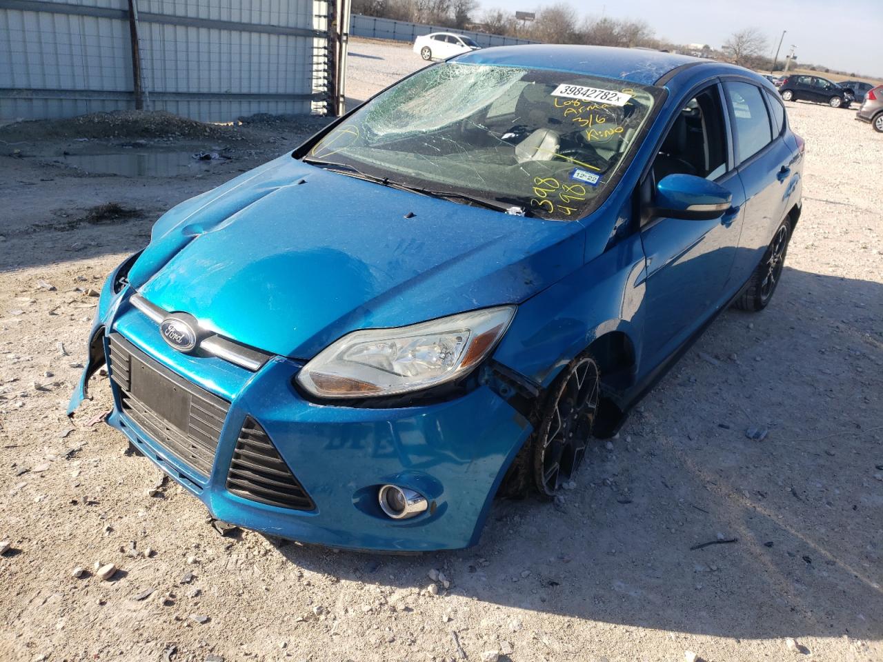 Zdjęcie 2 z aukcji – 2014 FORD FOCUS SE z VIN 1FADP3K26EL398498