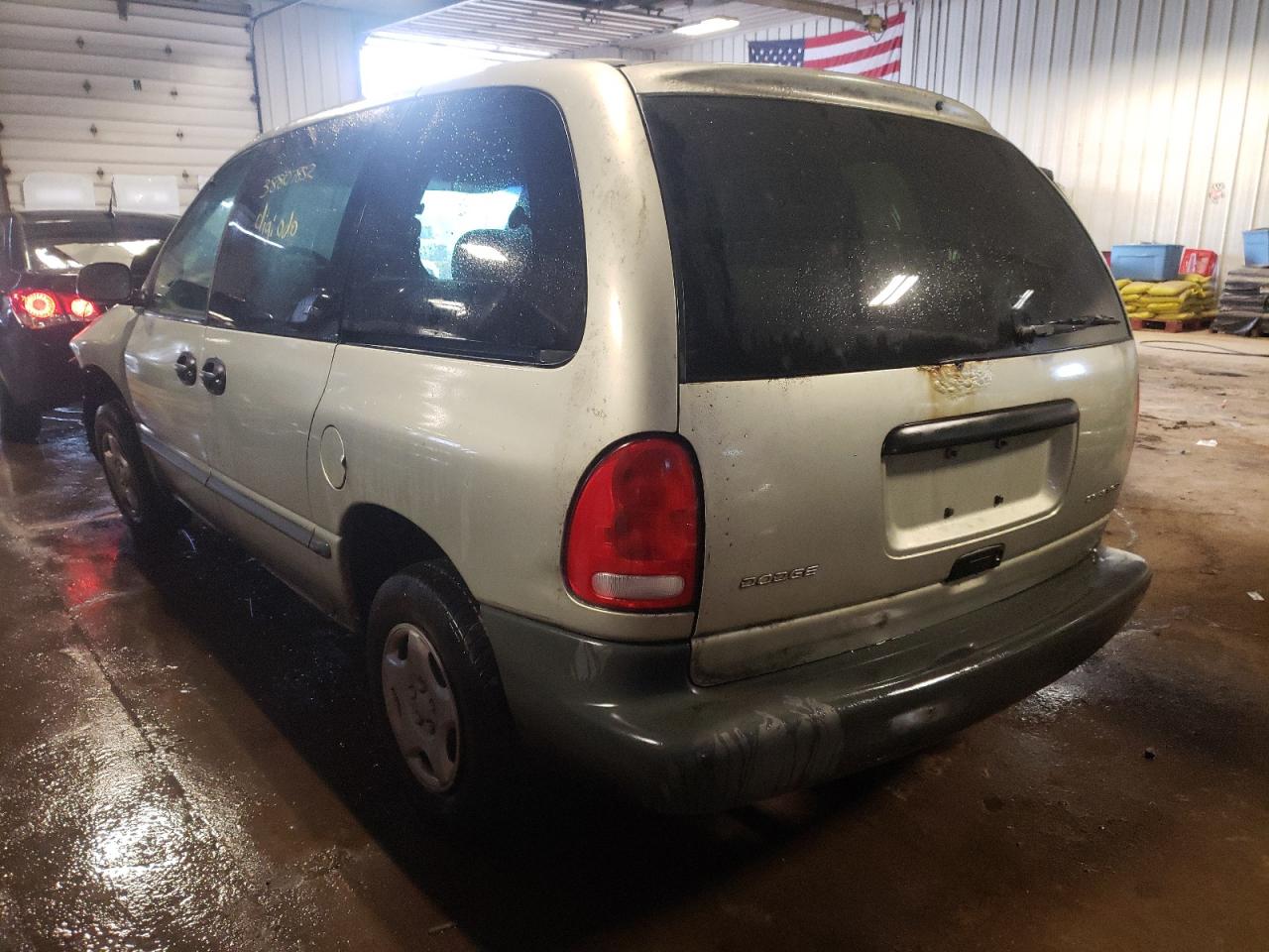 Photo 3 from auction – 2000 DODGE CARAVAN with VIN 2B4GP2537YR673696