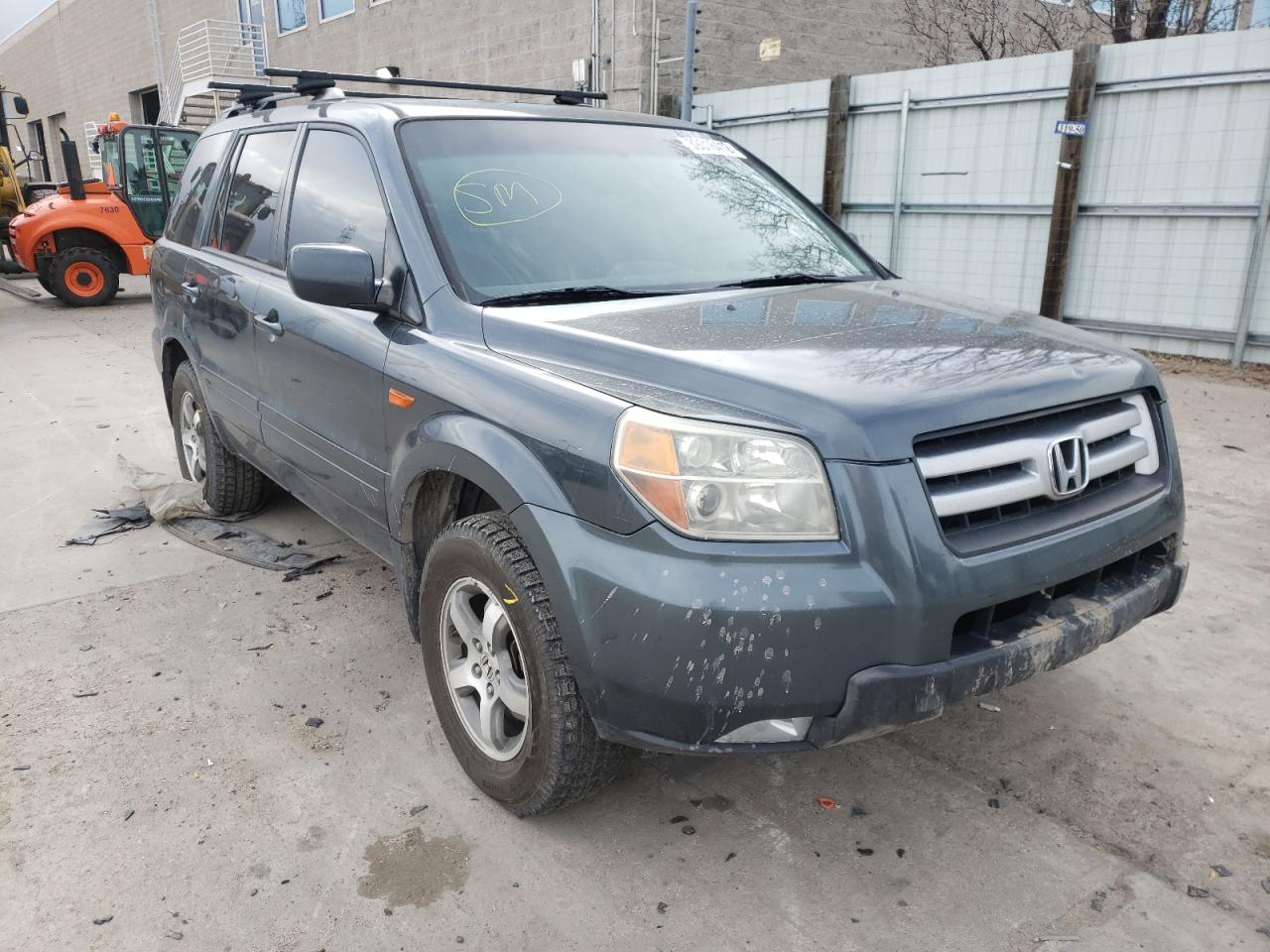 HONDA PILOT EX 2006 with VIN 2HKYF18606H531565 - Photo from auction