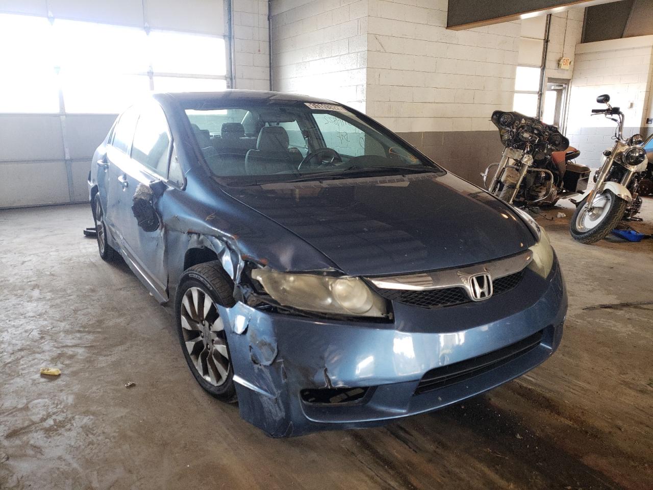 HONDA CIVIC EX 2010 with VIN 19XFA1F87AE087348 - Photo from auction