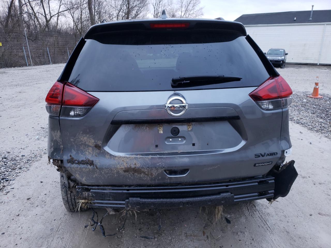Photo 9 from auction – 2018 NISSAN ROGUE S with VIN 5N1AT2MV3JC776471