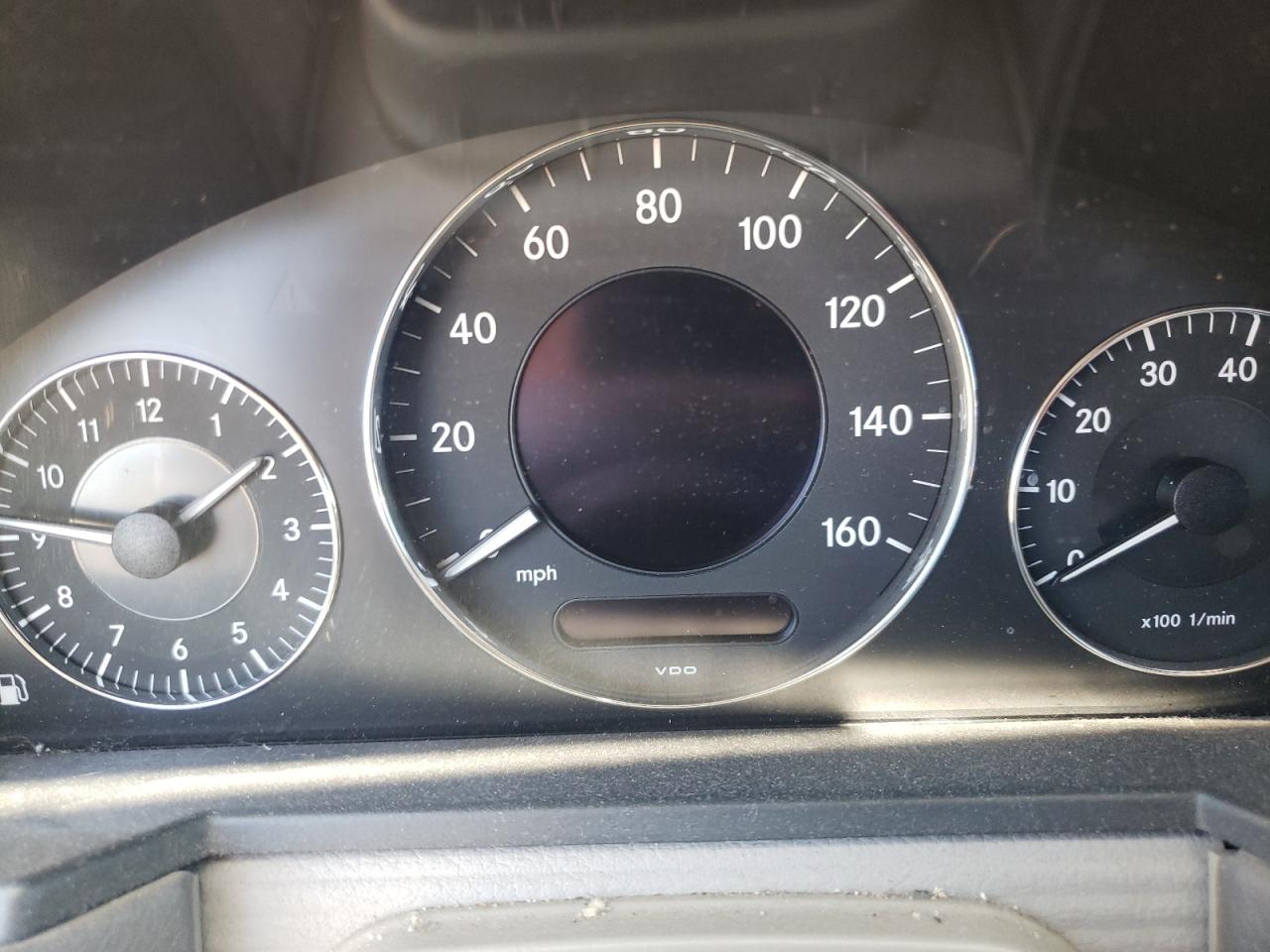 Photo 8 from auction – 2004 MERCEDES-BENZ E 320 with VIN WDBUF65J44A503355