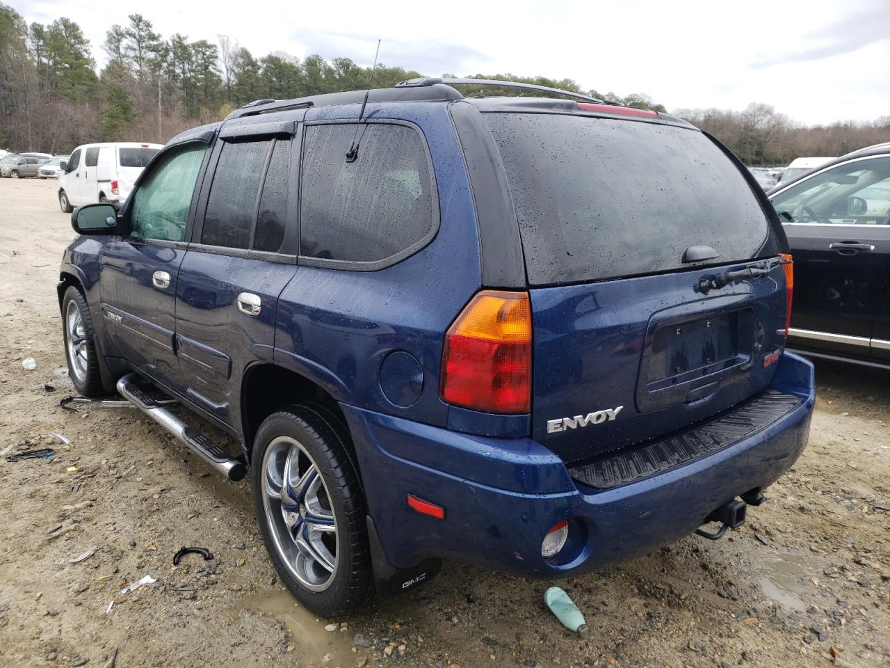 Photo 3 from auction – 2002 GMC ENVOY with VIN 1GKDT13S622126550