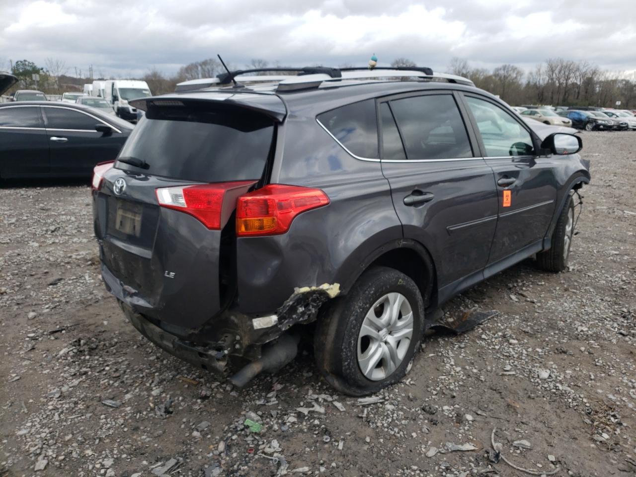 Photo 4 from auction – 2015 TOYOTA RAV4 LE with VIN 2T3ZFREV7FW181617