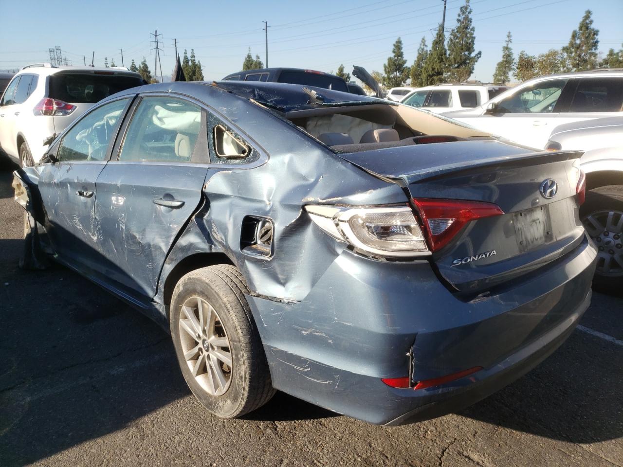 Photo 3 from auction – 2015 HYUNDAI SONATA SE with VIN 5NPE24AF6FH145596