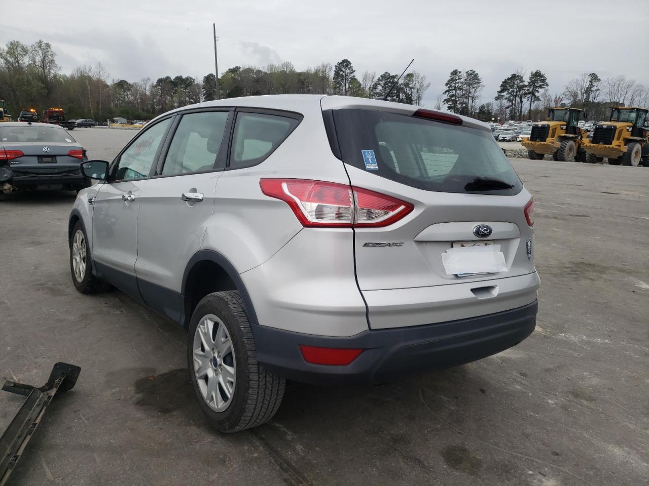 Photo 3 from auction – 2013 FORD ESCAPE S with VIN 1FMCU0F79DUB94253
