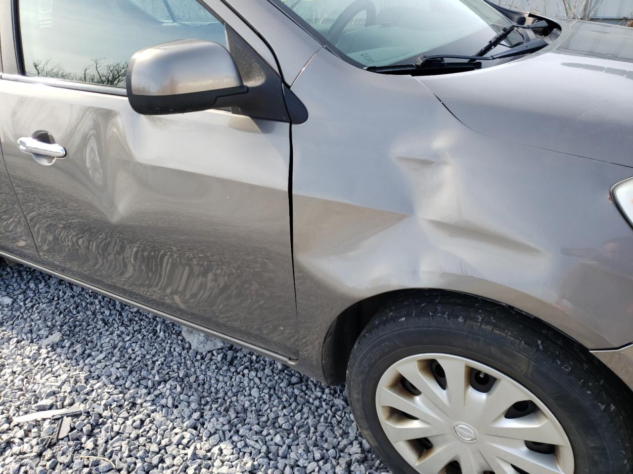 Photo 9 from auction – 2013 NISSAN VERSA S with VIN 3N1CN7AP1DL832929