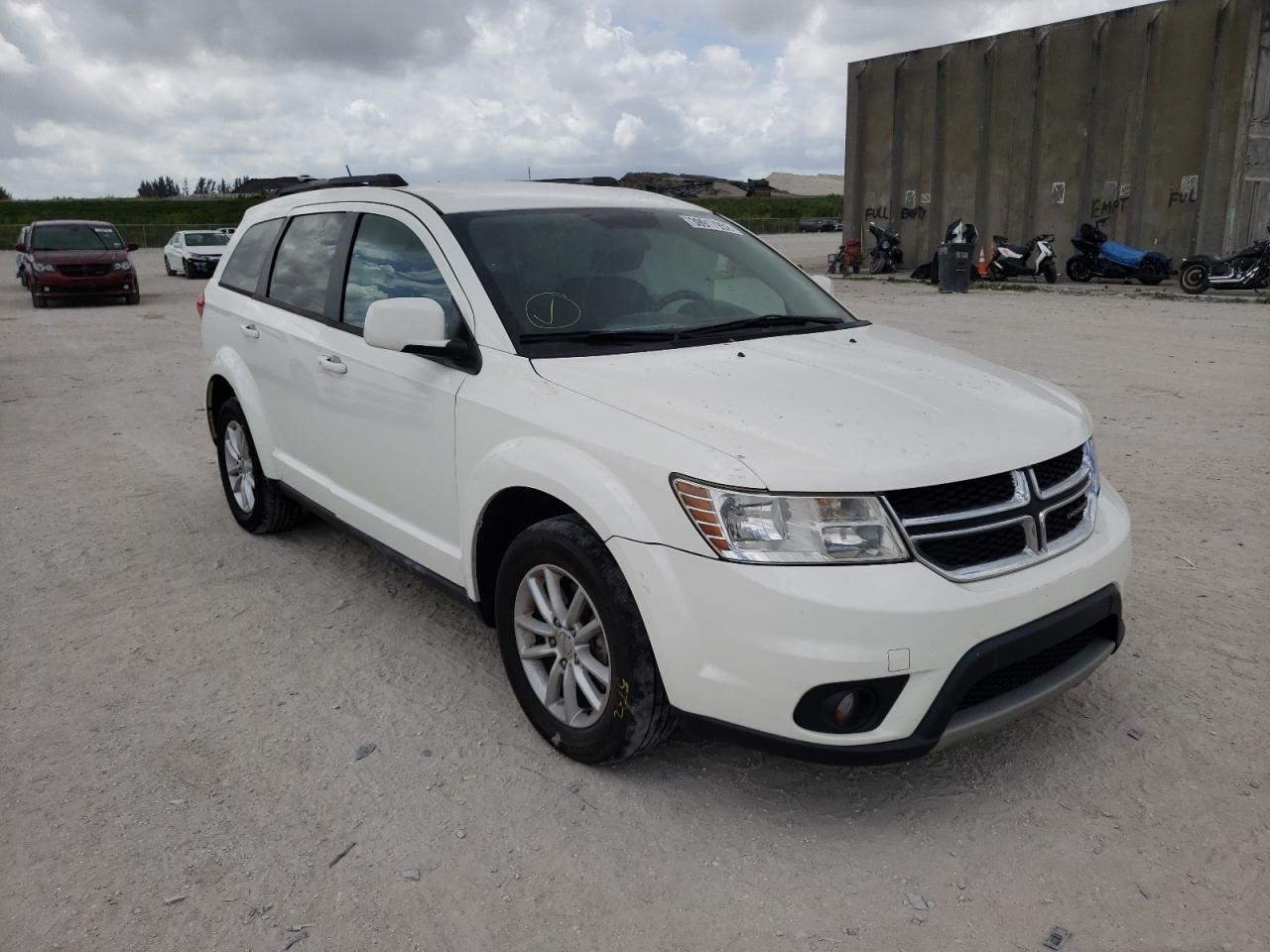 DODGE JOURNEY SX 2017 with VIN 3C4PDCBG2HT591204 - Photo from auction