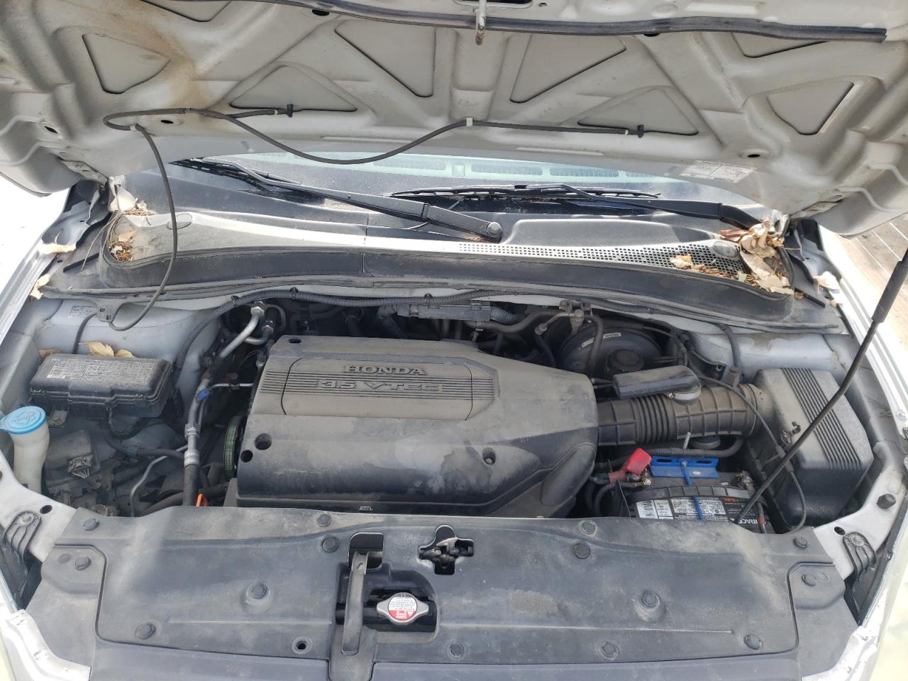 Photo 7 from auction – 2004 HONDA PILOT EXL with VIN 2HKYF18694H612237