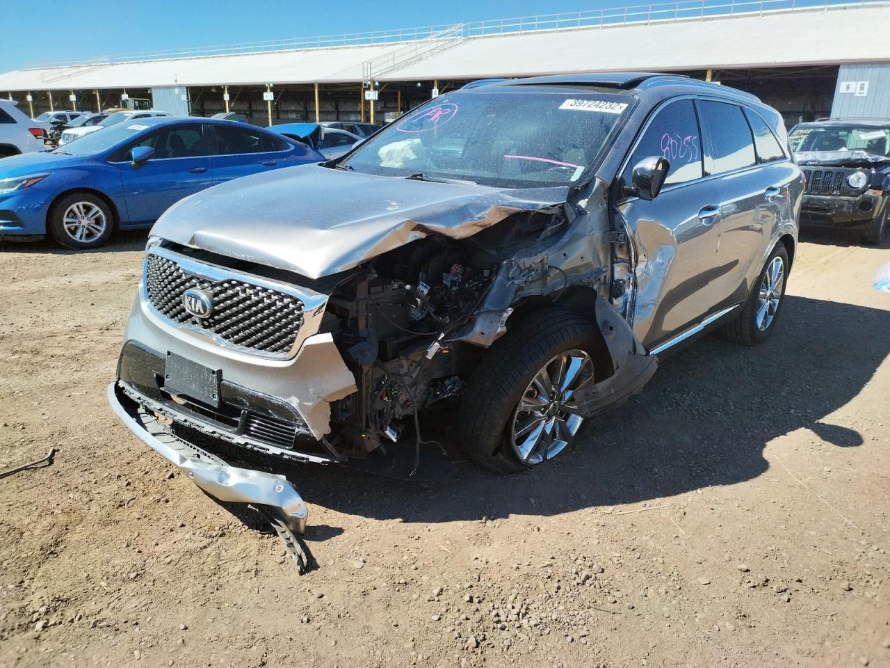 Photo 9 from auction – 2016 KIA SORENTO SX with VIN 5XYPK4A50GG101960