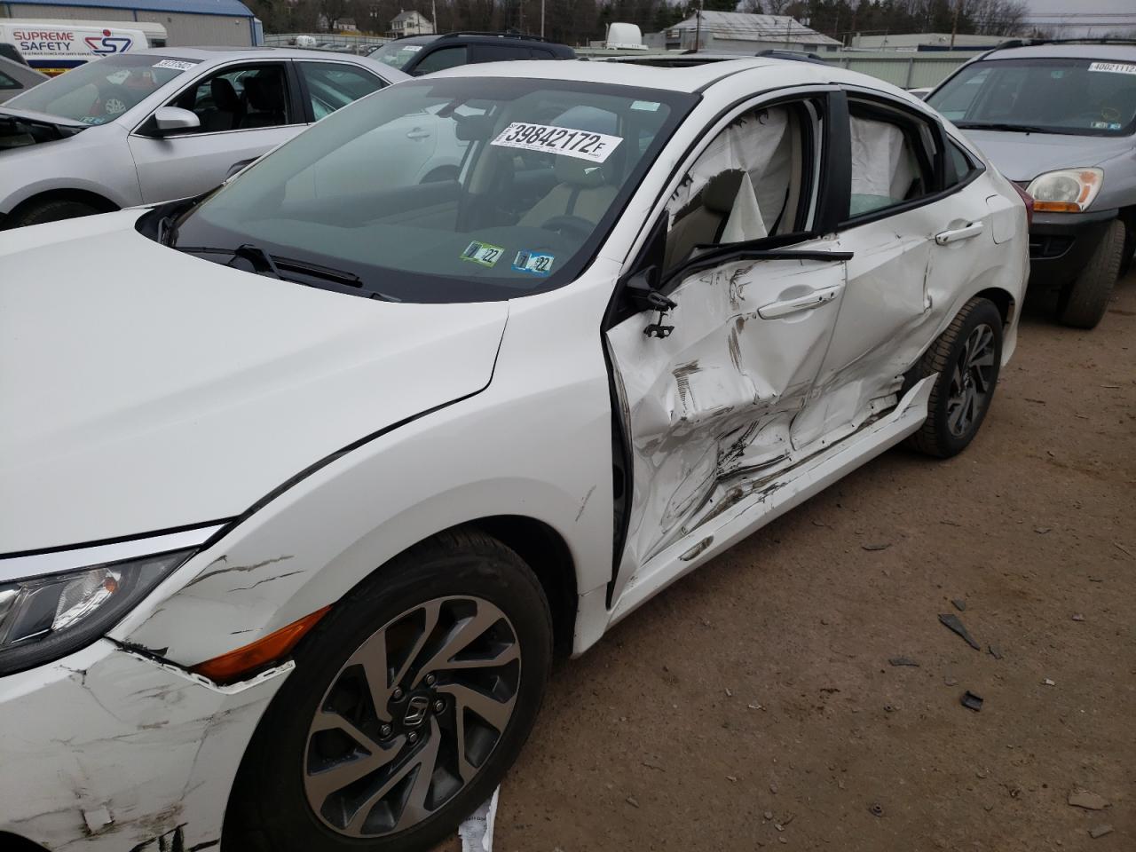 Zdjęcie 9 z aukcji – 2017 HONDA CIVIC EX z VIN 19XFC2F7XHE201778
