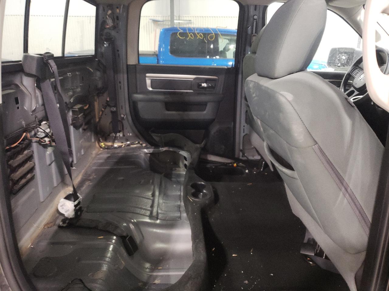 Photo 6 from auction – 2016 RAM 1500 SLT with VIN 3C6RR7LT6GG353156