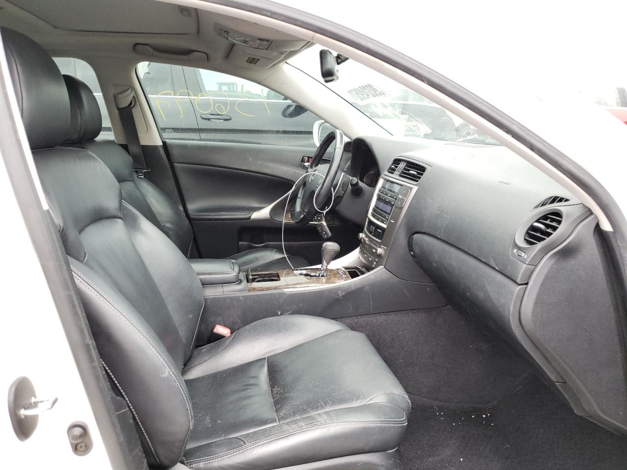 Photo 5 from auction – 2009 LEXUS IS 250 with VIN JTHBK262X95093048