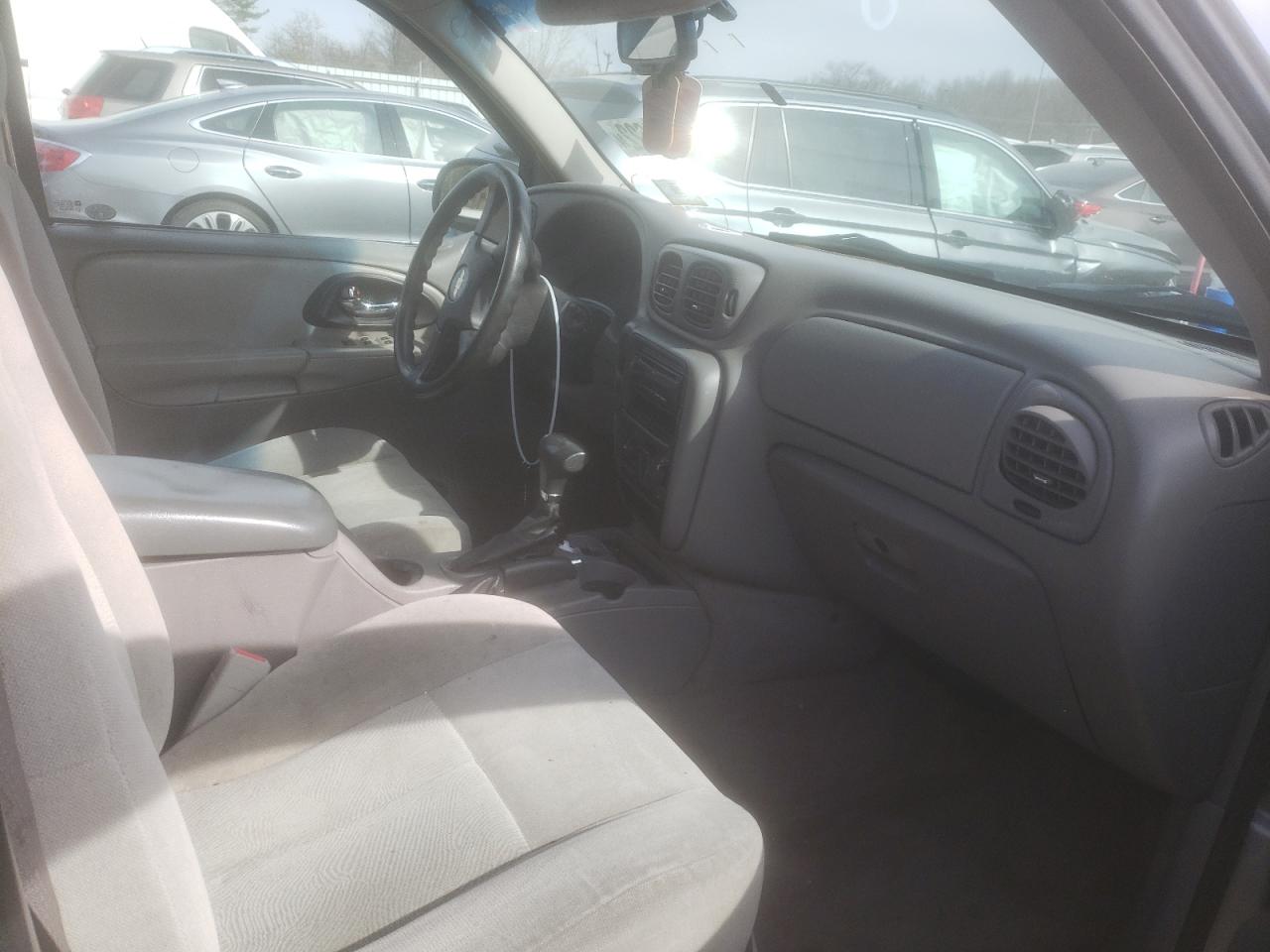 Photo 5 from auction – 2006 CHEVROLET TRAILBLAZE with VIN 1GNDT13S362191297