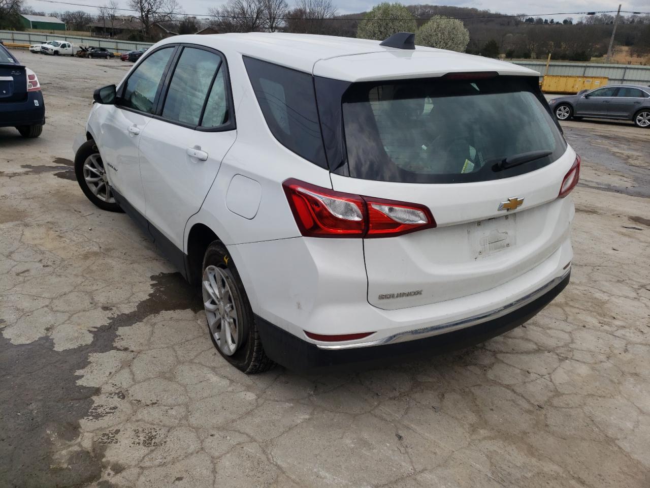 Photo 3 from auction – 2018 CHEVROLET EQUINOX LS with VIN 3GNAXHEV1JS550179