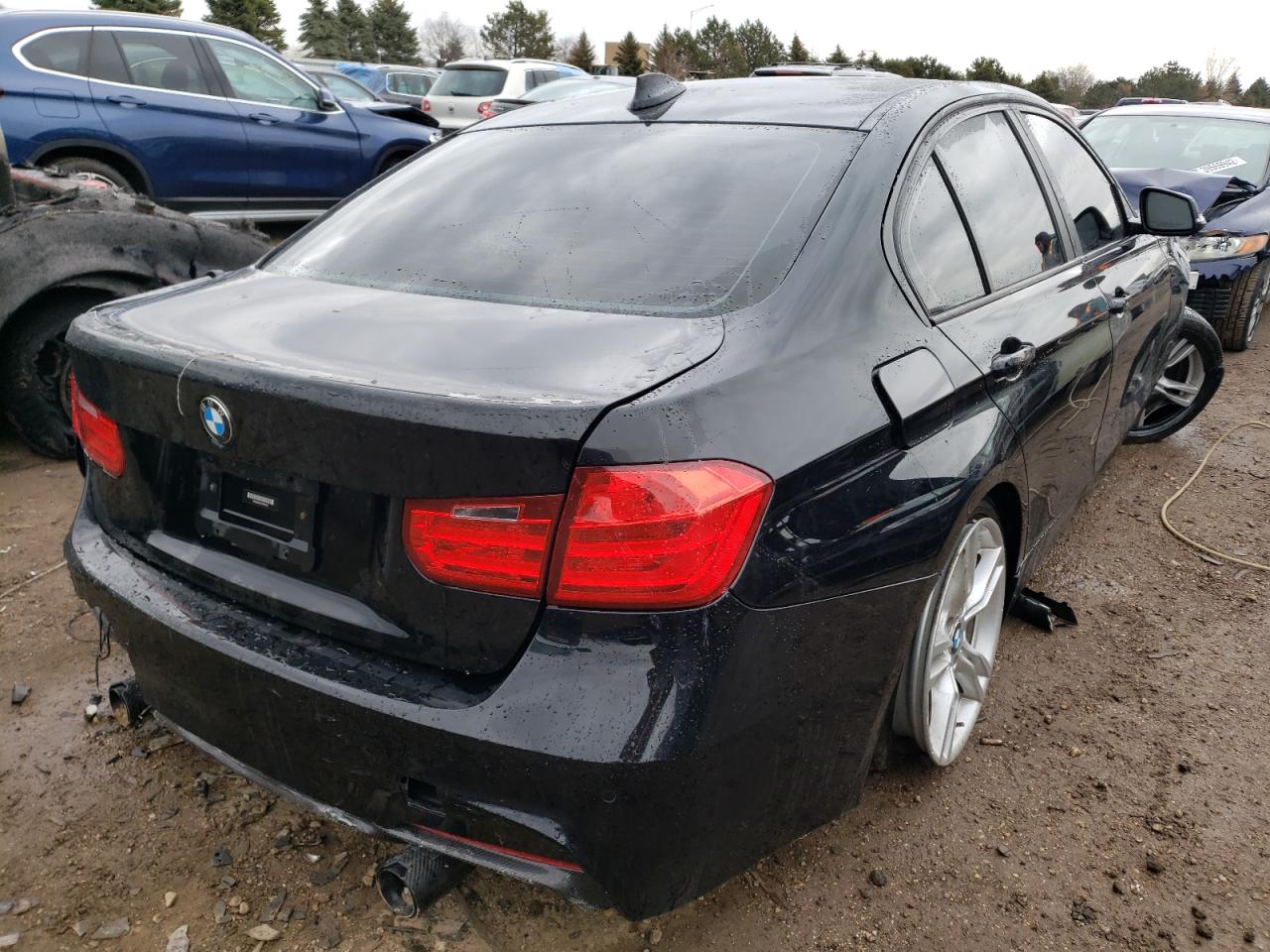 Photo 4 from auction – 2015 BMW 328 XI with VIN WBA3B3C51FF547913