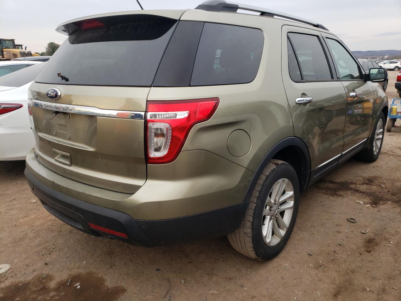 Photo 4 from auction – 2013 FORD EXPLORER X with VIN 1FM5K7D81DGB46537