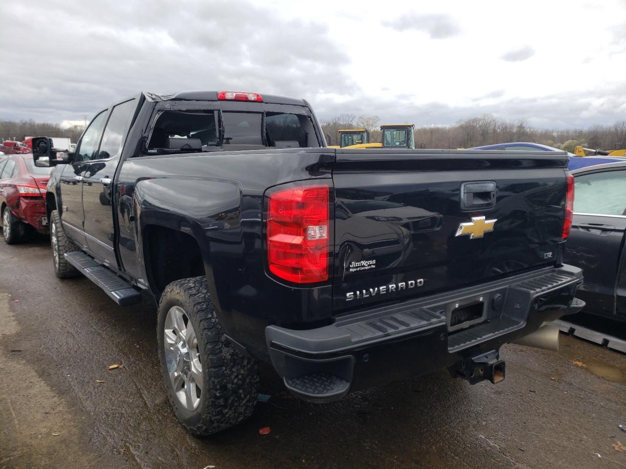 Photo 3 from auction – 2018 CHEVROLET SILVERADO with VIN 1GC1KWEY9JF160389