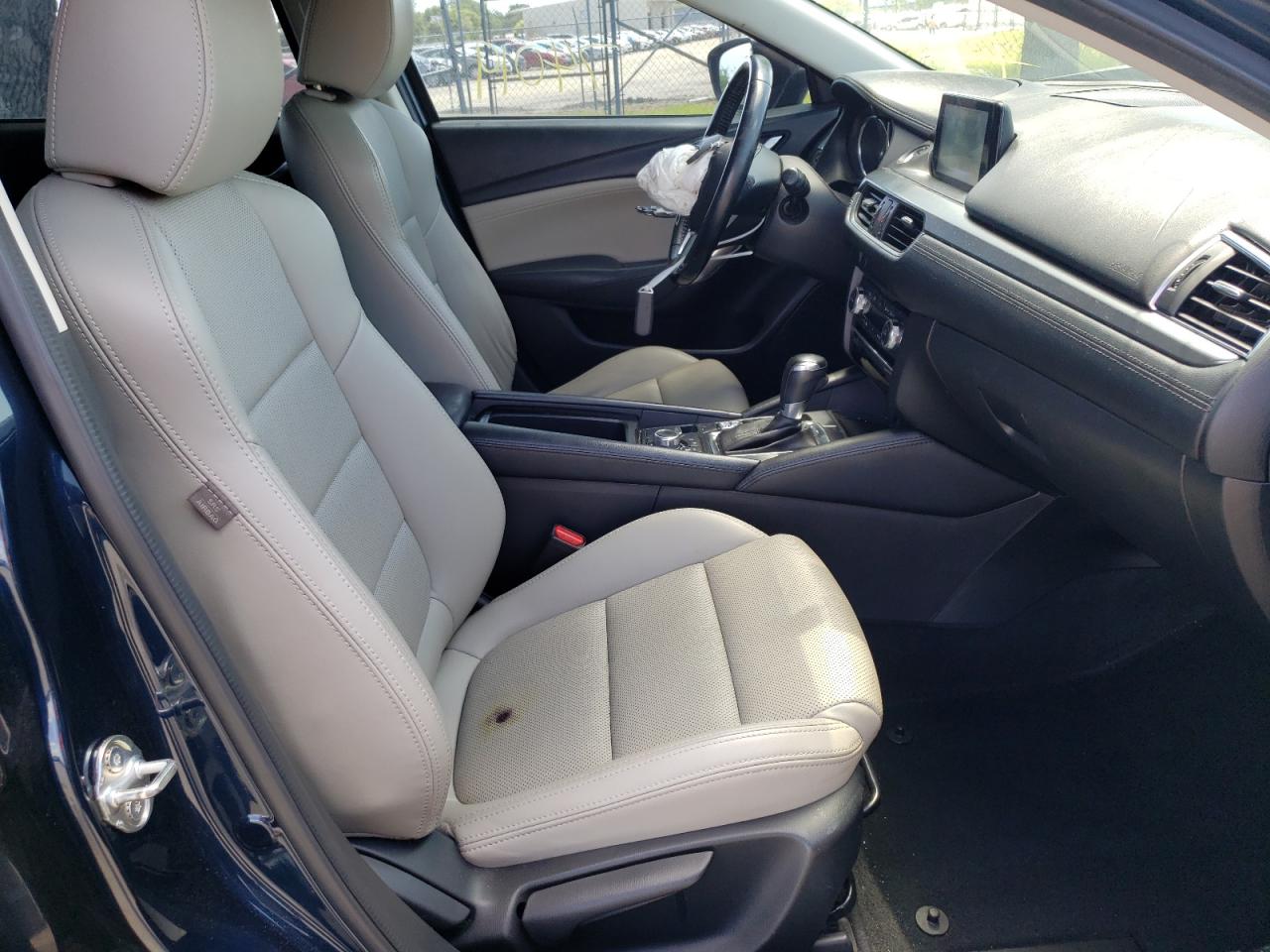 Photo 5 from auction – 2016 MAZDA 6 TOURING with VIN JM1GJ1V55G1428379