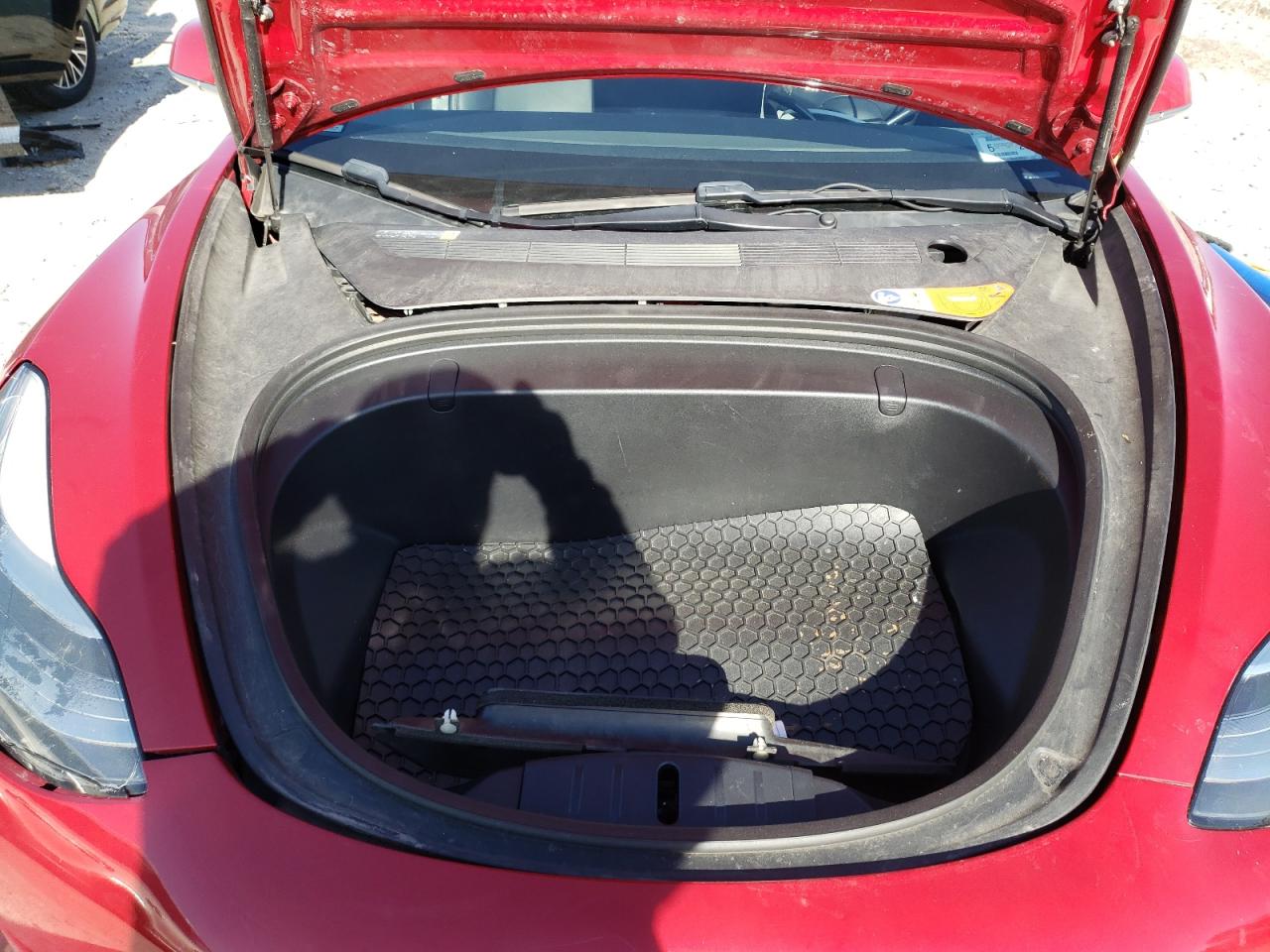Photo 7 from auction – 2018 TESLA MODEL 3 with VIN 5YJ3E1EA9JF015458