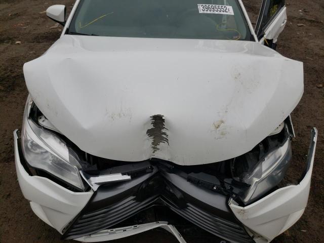 Photo 5 from auction – 2016 TOYOTA CAMRY LE with VIN 4T4BF1FK3GR564221