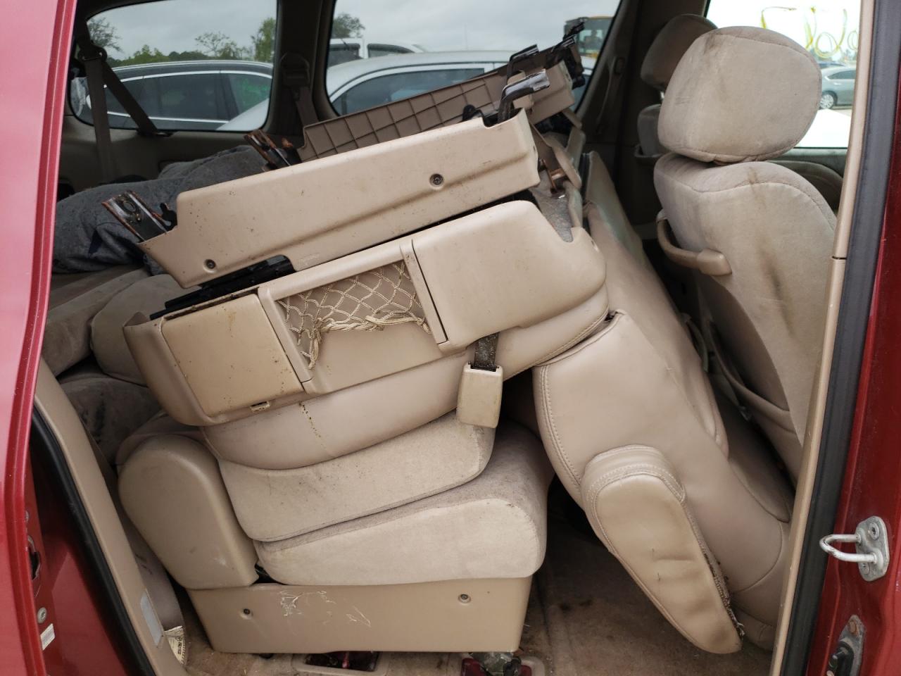 Photo 6 from auction – 1998 TOYOTA SIENNA LE with VIN 4T3ZF13C8WU043684