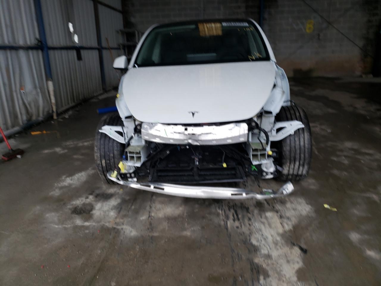 Photo 9 from auction – 2021 TESLA MODEL Y with VIN 5YJYGAEE5MF296441