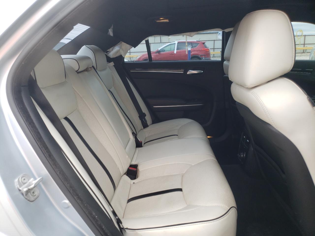 Photo 6 from auction – 2013 CHRYSLER 300 with VIN 2C3CCAAG1DH697917