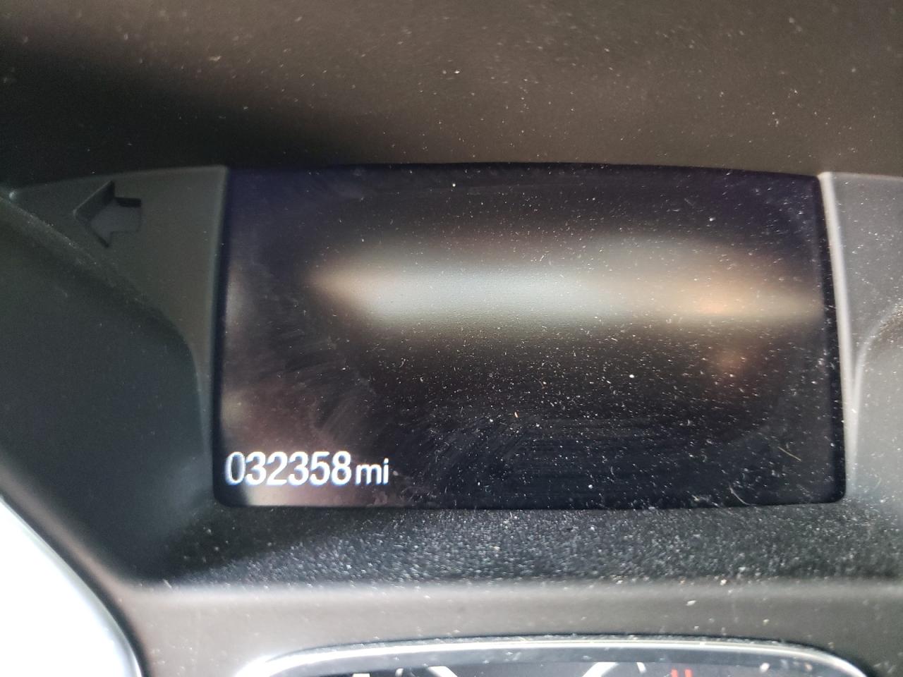 Photo 8 from auction – 2017 FORD FOCUS S with VIN 1FADP3E2XHL210498
