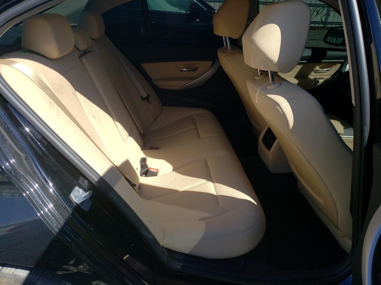 Photo 6 from auction – 2018 BMW 320 XI with VIN WBA8A3C54JA505539