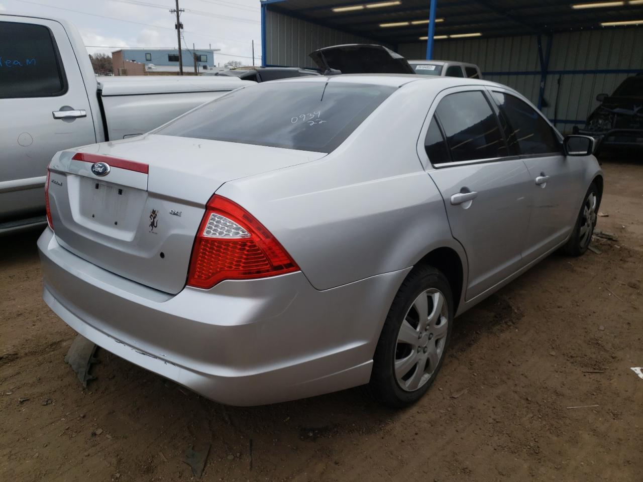 Photo 4 from auction – 2011 FORD FUSION SE with VIN 3FAHP0HA2BR203783