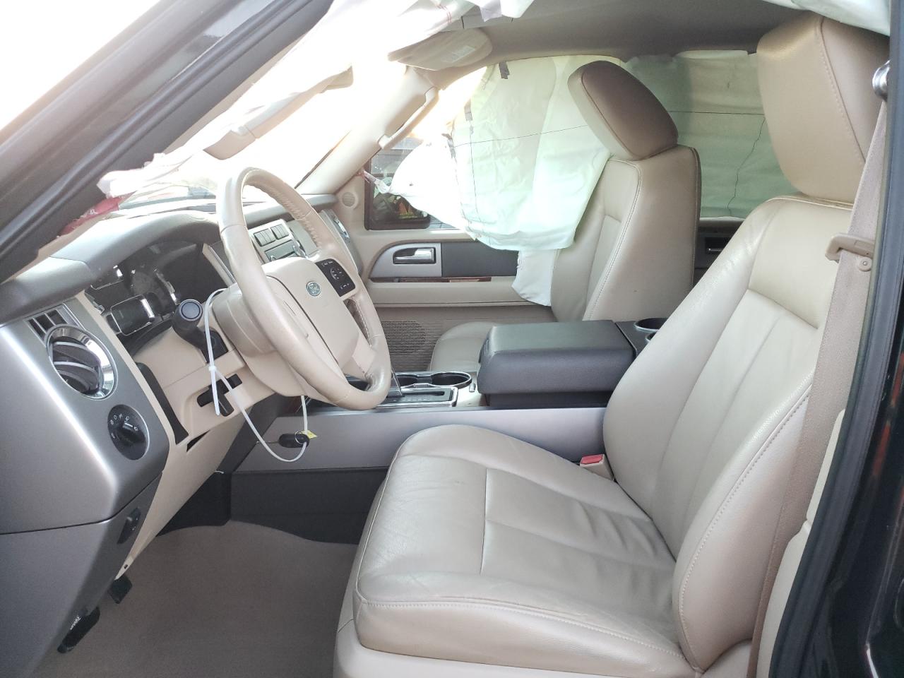 Photo 5 from auction – 2010 FORD EXPEDITION with VIN 1FMJU1H59AEA43878