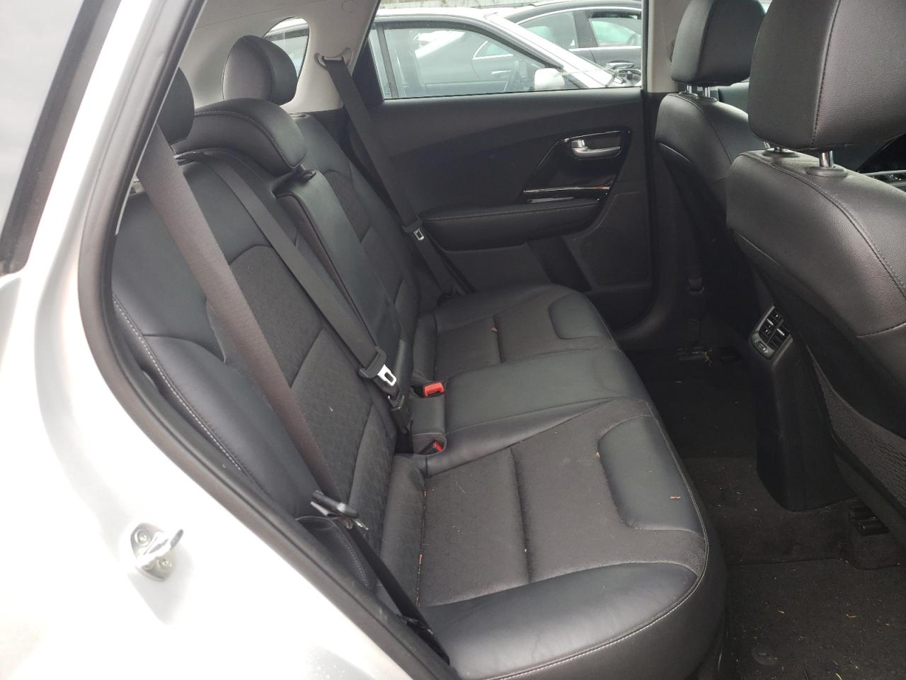 Photo 6 from auction – 2018 KIA NIRO EX with VIN KNDCC3LC9J5143318