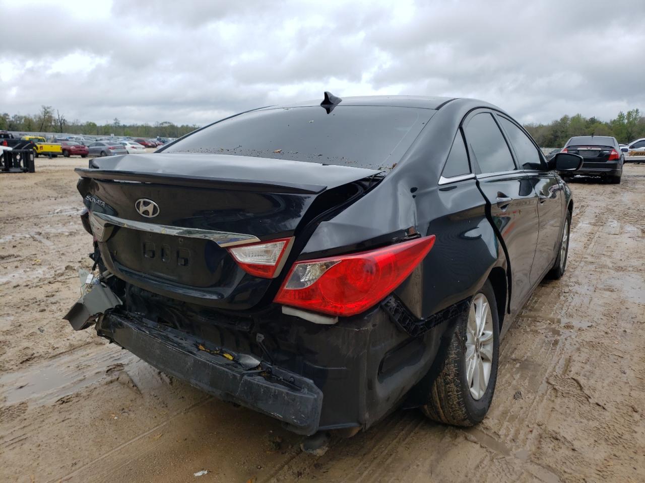Photo 4 from auction – 2013 HYUNDAI SONATA GLS with VIN 5NPEB4AC5DH641962