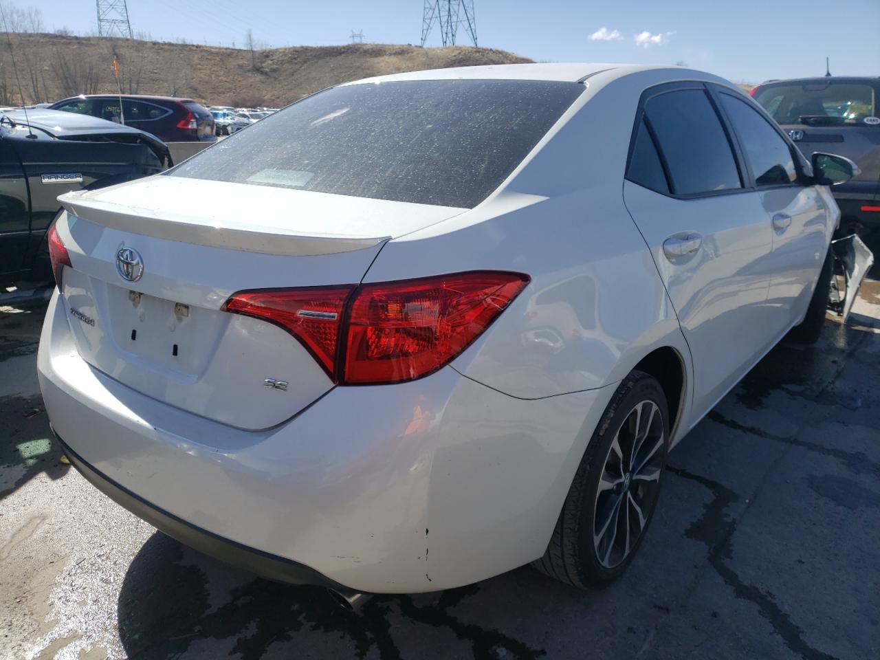 Photo 4 from auction – 2019 TOYOTA COROLLA L with VIN 5YFBURHE4KP878069