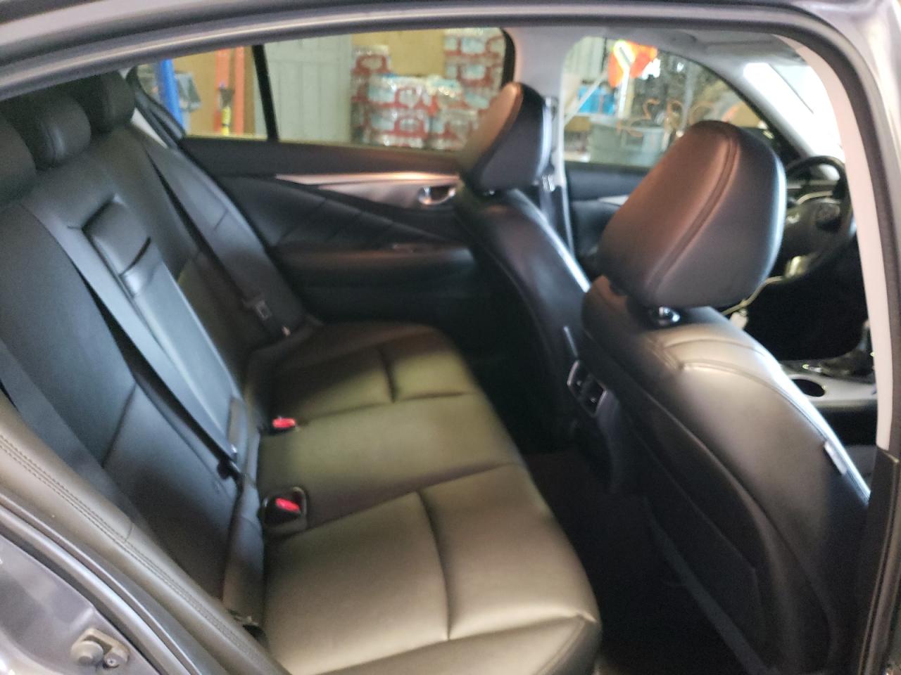 Photo 6 from auction – 2015 INFINITI Q50 BASE with VIN JN1BV7AR0FM397889