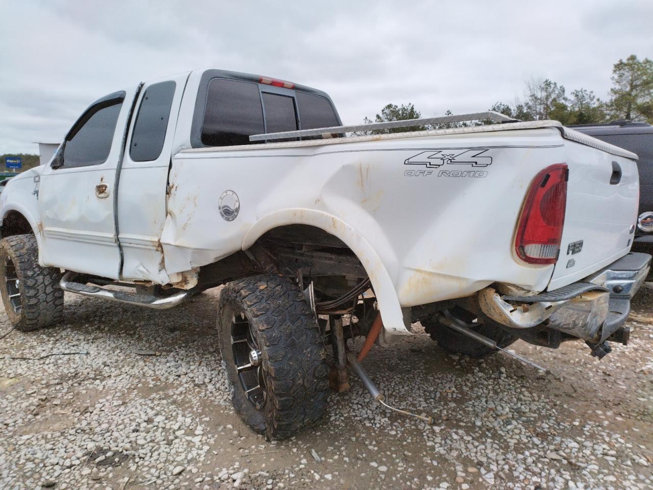 Photo 9 from auction – 2001 FORD F150 with VIN 1FTRX18L81NB26425