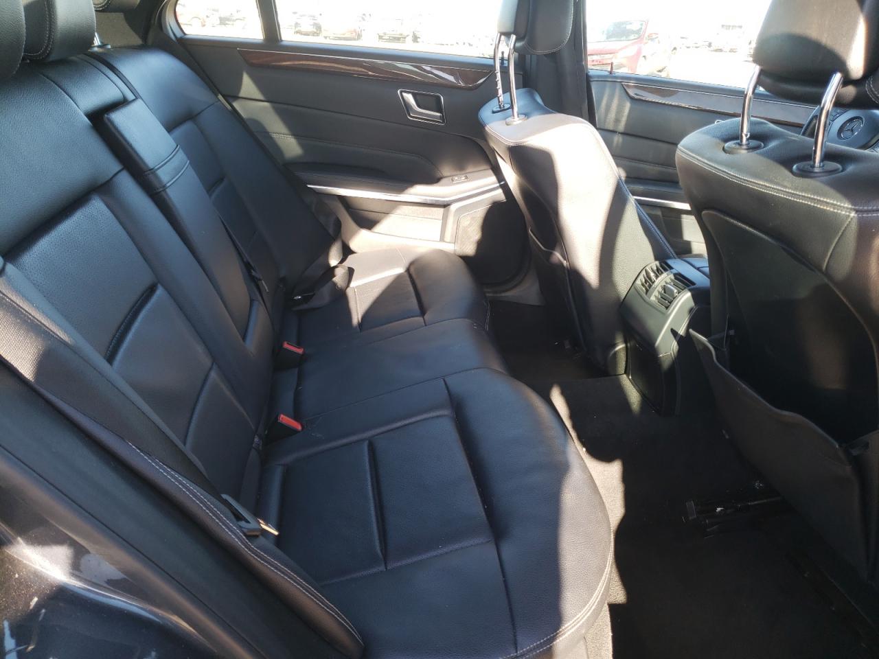 Photo 6 from auction – 2014 MERCEDES-BENZ E 350 with VIN WDDHF5KB6EA853605