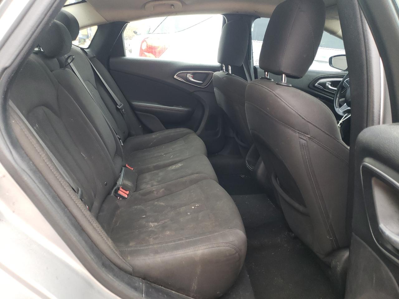 Photo 6 from auction – 2015 CHRYSLER 200 LIMITE with VIN 1C3CCCAB1FN746821