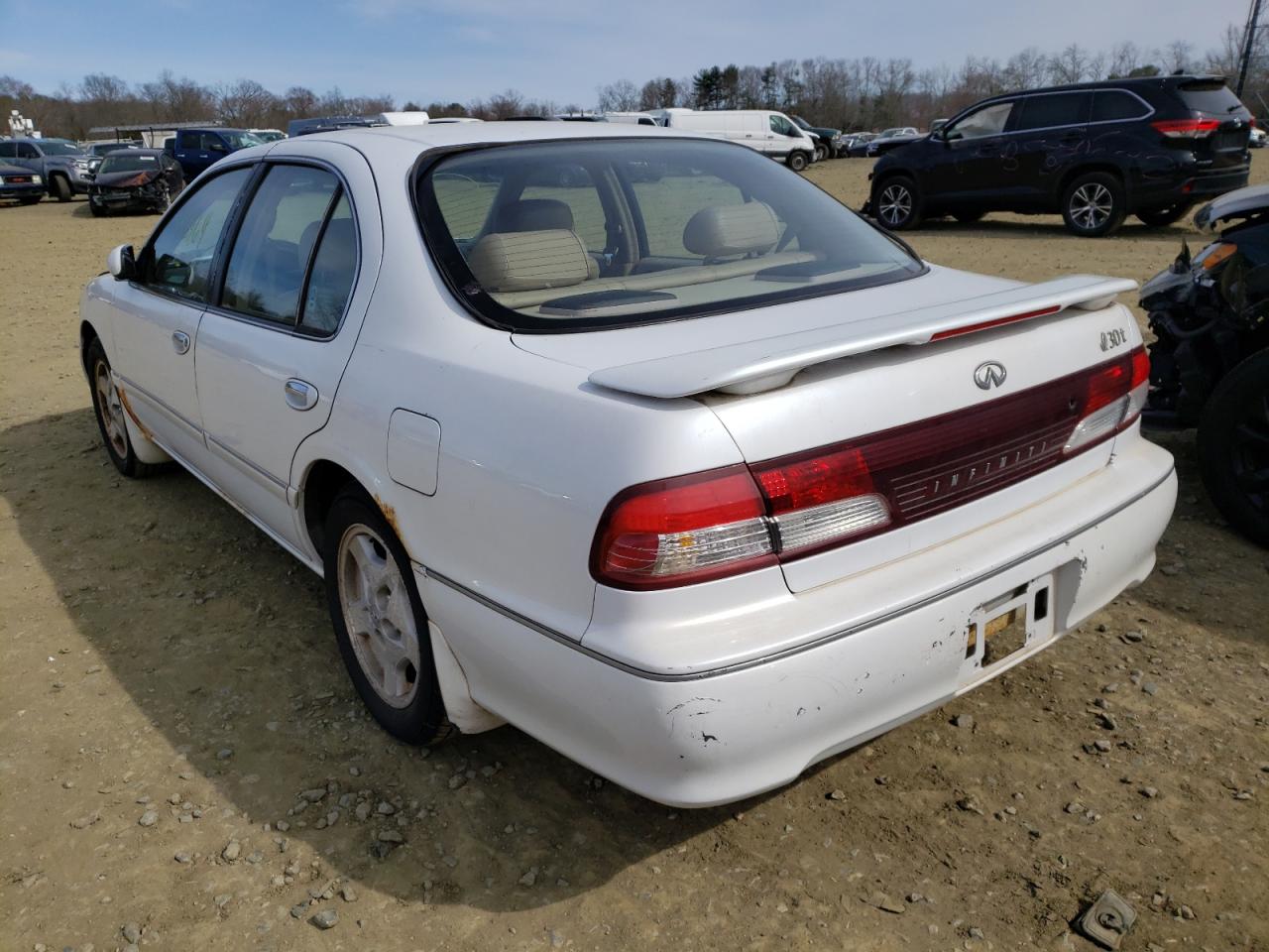 Photo 3 from auction – 1998 INFINITI I30 with VIN JNKCA21A8WT601207