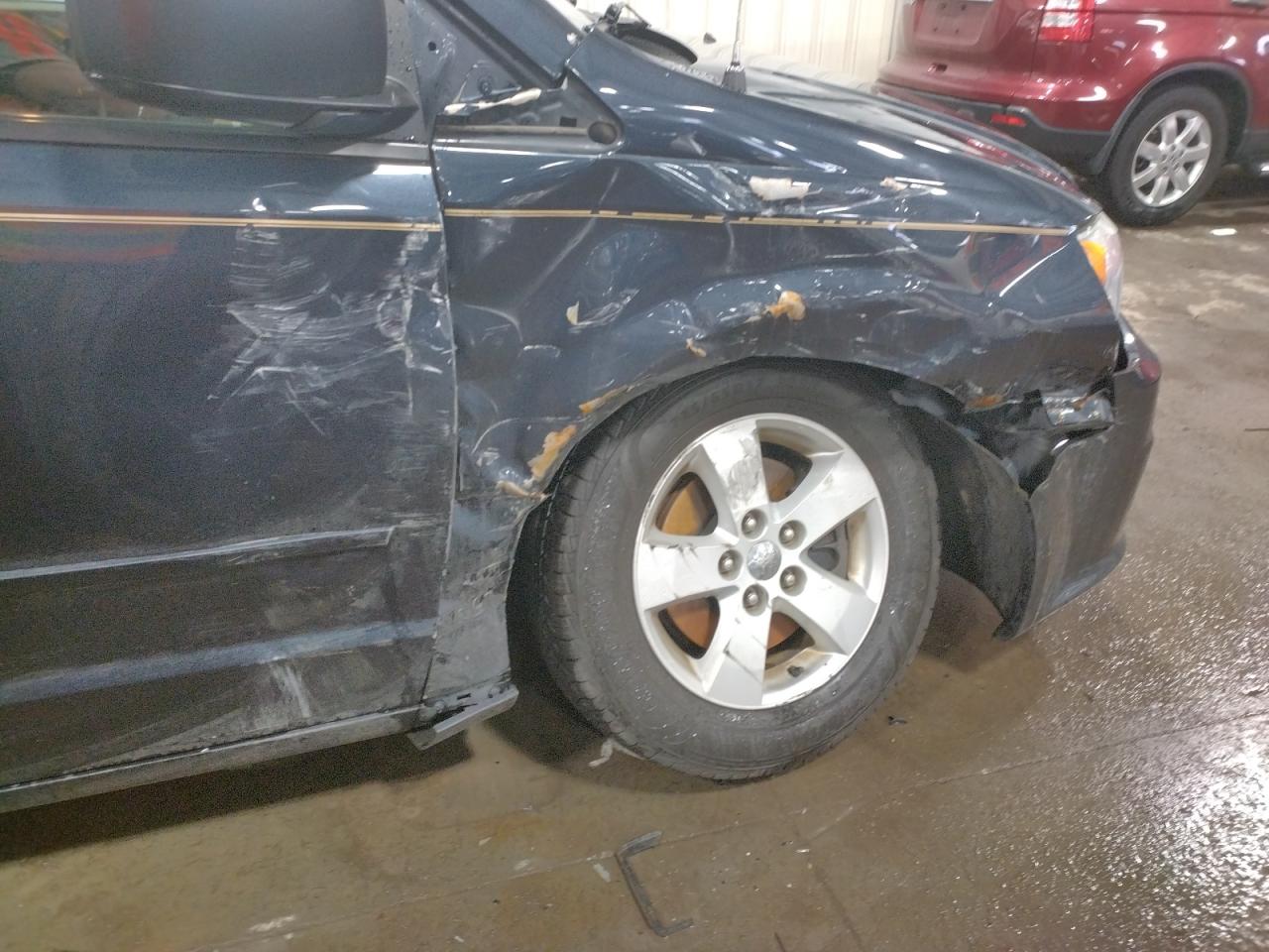 Photo 9 from auction – 2014 DODGE GRAND CARA with VIN 2C4RDGBGXER389225