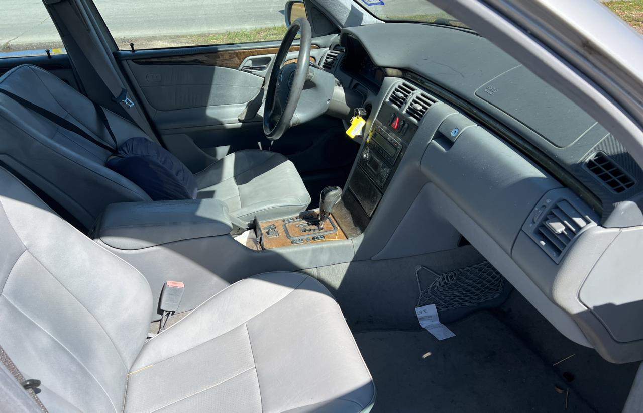 Photo 5 from auction – 2002 MERCEDES-BENZ E 320 with VIN WDBJF65J02B481512