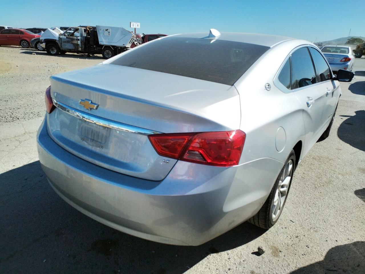 Photo 4 from auction – 2018 CHEVROLET IMPALA LT with VIN 2G1105SA8J9168623