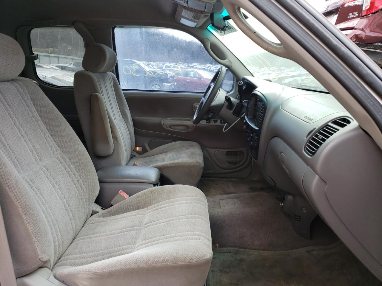 Photo 5 from auction – 2000 TOYOTA TUNDRA ACC with VIN 5TBBT441XYS004374