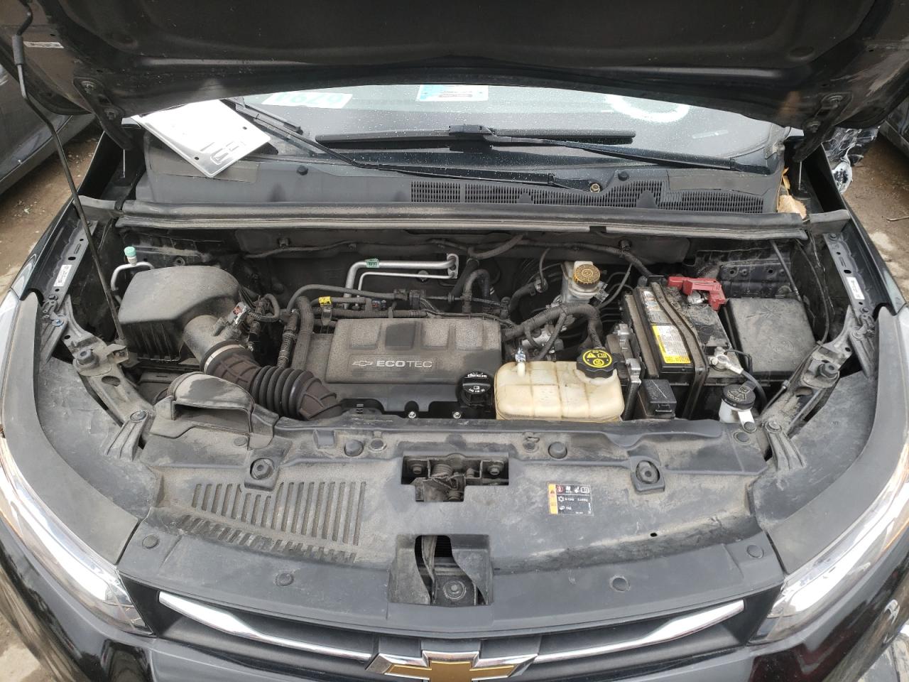 Photo 7 from auction – 2018 CHEVROLET TRAX LS with VIN 3GNCJKSB1JL209909