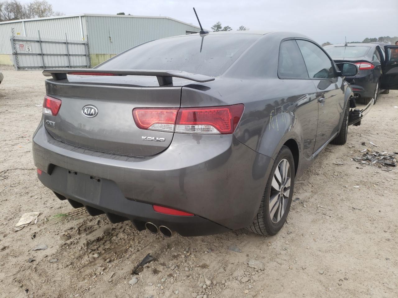 Photo 4 from auction – 2013 KIA FORTE EX with VIN KNAFU6A22D5694360