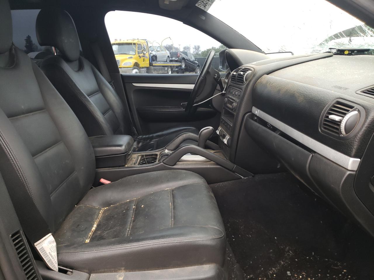 Photo 5 from auction – 2008 PORSCHE CAYENNE with VIN WP1AA29P28LA18862